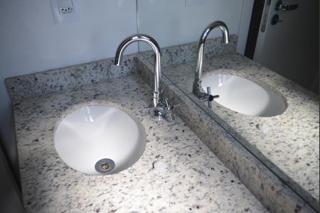 Apartamento à venda com 69m², 2 quartos e 2 vagasBanheiro Social