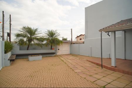 Casa para alugar com 85m², 2 quartos e 2 vagasQuintal