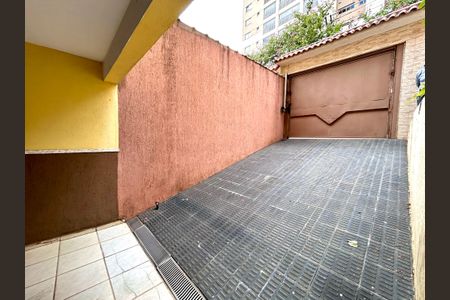Casa à venda com 222m², 3 quartos e 5 vagas Casa à venda com 222m², 3 quartos e 5 vagasGaragem