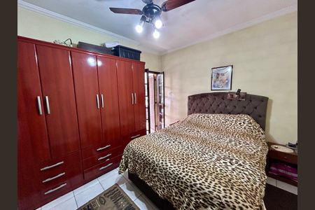 Casa à venda com 222m², 3 quartos e 5 vagas Casa à venda com 222m², 3 quartos e 5 vagasSuíte