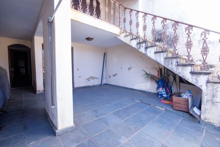 Casa à venda com 360m², 4 quartos e 5 vagasGaragem
