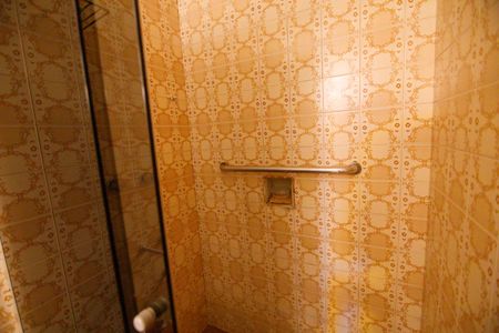 Casa à venda com 360m², 4 quartos e 5 vagasBanheiro da Suíte 1