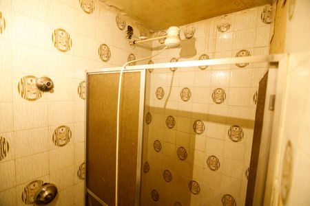 Casa à venda com 360m², 4 quartos e 5 vagasBanheiro 2