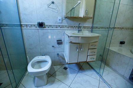 Casa à venda com 360m², 4 quartos e 5 vagasBanheiro da Suíte 3