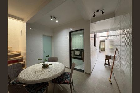 Casa à venda com 183m², 3 quartos e 2 vagas Casa à venda com 183m², 3 quartos e 2 vagasÁrea gourmet