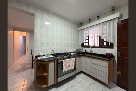 Casa à venda com 183m², 3 quartos e 2 vagas Casa à venda com 183m², 3 quartos e 2 vagasCozinha