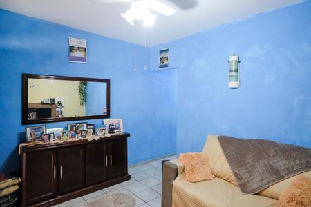 Casa à venda com 113m², 1 quarto e 2 vagasSala