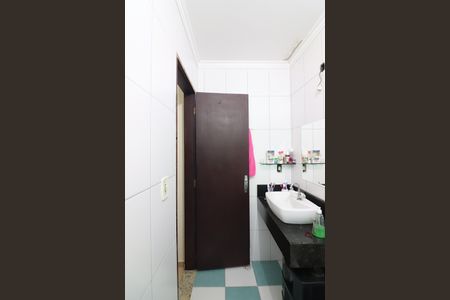 Casa à venda com 195m², 4 quartos e 3 vagasSuíte do Banheiro 2