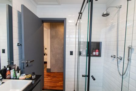 Casa à venda com 300m², 3 quartos e 4 vagas Casa à venda com 300m², 3 quartos e 4 vagasBanheiro da Suíte