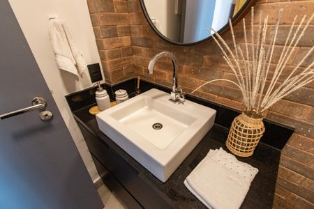 Casa à venda com 300m², 3 quartos e 4 vagas Casa à venda com 300m², 3 quartos e 4 vagasLavabo da Área Gourmet