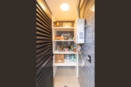 Casa à venda com 300m², 3 quartos e 4 vagas Casa à venda com 300m², 3 quartos e 4 vagasDespensa