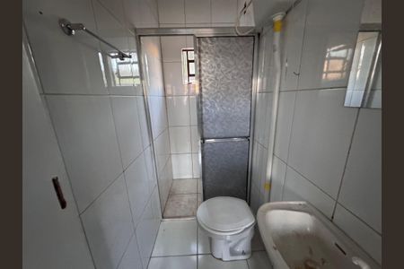 Casa para alugar com 60m², 2 quartos e 2 vagas Casa para alugar com 60m², 2 quartos e 2 vagasBanheiro