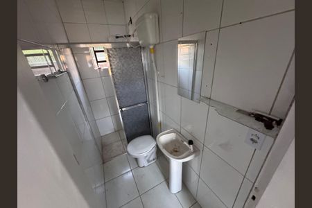 Casa para alugar com 60m², 2 quartos e 2 vagas Casa para alugar com 60m², 2 quartos e 2 vagasBanheiro