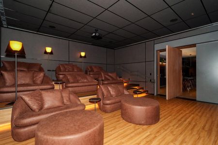 Apartamento à venda com 330m², 4 quartos e 4 vagas Apartamento à venda com 330m², 4 quartos e 4 vagasÁrea comum