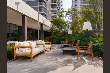 Apartamento à venda com 330m², 4 quartos e 4 vagas Apartamento à venda com 330m², 4 quartos e 4 vagasÁrea comum