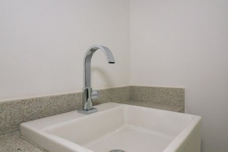 Apartamento à venda com 330m², 4 quartos e 4 vagas Apartamento à venda com 330m², 4 quartos e 4 vagasLavabo