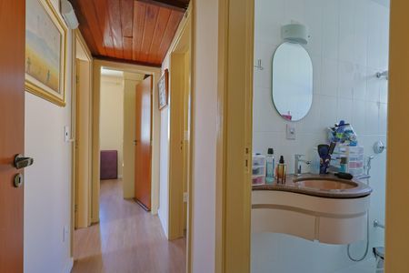 Apartamento à venda com 125m², 3 quartos e 2 vagasCorredor