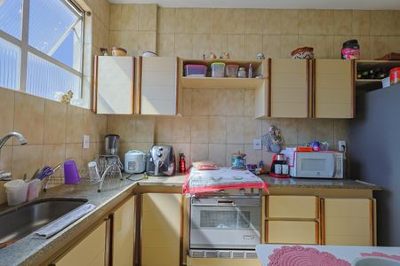 Apartamento à venda com 125m², 3 quartos e 2 vagasCozinha