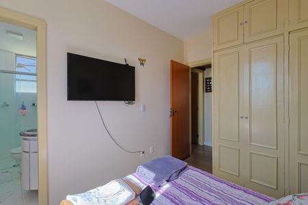 Apartamento à venda com 125m², 3 quartos e 2 vagasQuarto 3 - Suíte