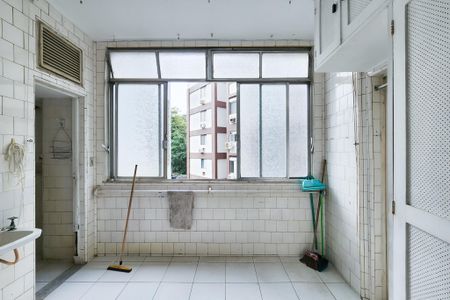 Apartamento à venda com 191m², 4 quartos e 1 vagaÁrea de serviço