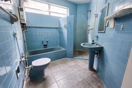 Apartamento à venda com 191m², 4 quartos e 1 vagaBanheiro social