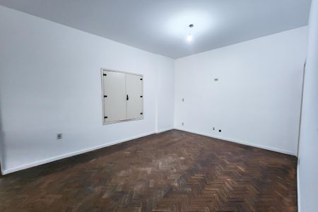 Apartamento à venda com 191m², 4 quartos e 1 vagaSala