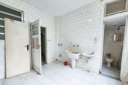 Apartamento à venda com 191m², 4 quartos e 1 vagaÁrea de serviço