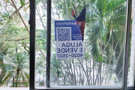 Apartamento à venda com 191m², 4 quartos e 1 vagaPlaquinha