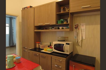 Casa à venda com 250m², 1 quarto e 4 vagasCozinha