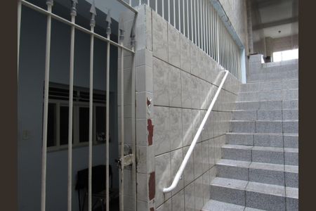 Casa à venda com 250m², 1 quarto e 4 vagasEscada