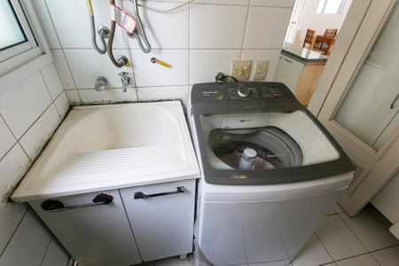 Apartamento à venda com 92m², 3 quartos e 2 vagas Apartamento à venda com 92m², 3 quartos e 2 vagasÁrea de Serviço