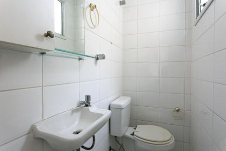Apartamento à venda com 92m², 3 quartos e 2 vagas Apartamento à venda com 92m², 3 quartos e 2 vagasBanheiro de Serviço