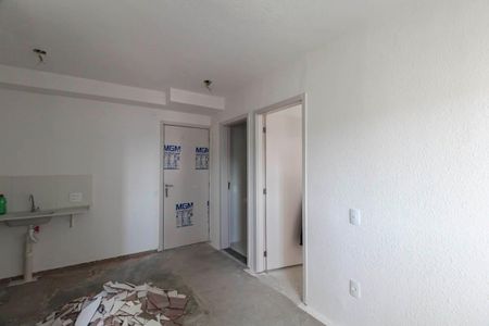 Apartamento à venda com 38m², 2 quartos e sem vaga Apartamento à venda com 38m², 2 quartos e sem vagaSala