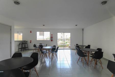 Apartamento à venda com 38m², 2 quartos e sem vaga Apartamento à venda com 38m², 2 quartos e sem vagaSalão de festas