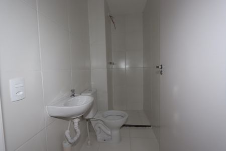 Apartamento para alugar com 38m², 2 quartos e sem vagaBanheiro