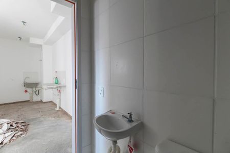 Apartamento à venda com 38m², 2 quartos e sem vaga Apartamento à venda com 38m², 2 quartos e sem vagaBanheiro