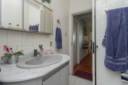Apartamento à venda com 90m², 3 quartos e 1 vaga Apartamento à venda com 90m², 3 quartos e 1 vagaBanheiro Social