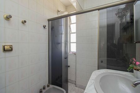 Apartamento à venda com 90m², 3 quartos e 1 vaga Apartamento à venda com 90m², 3 quartos e 1 vagaBanheiro Social
