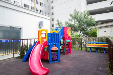 Apartamento à venda com 44m², 2 quartos e 1 vagaÁrea comum - Playground