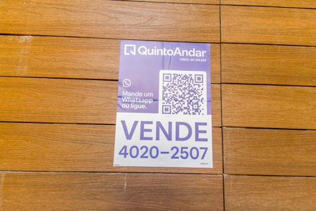 Casa de condomínio à venda com 385m², 4 quartos e 4 vagas Casa de condomínio à venda com 385m², 4 quartos e 4 vagasPlaca