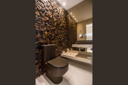 Casa de condomínio à venda com 385m², 4 quartos e 4 vagas Casa de condomínio à venda com 385m², 4 quartos e 4 vagasLavabo da Sala de TV