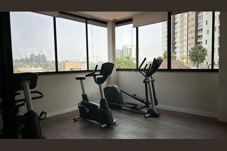 Casa de condomínio à venda com 385m², 4 quartos e 4 vagas Casa de condomínio à venda com 385m², 4 quartos e 4 vagasAcademia