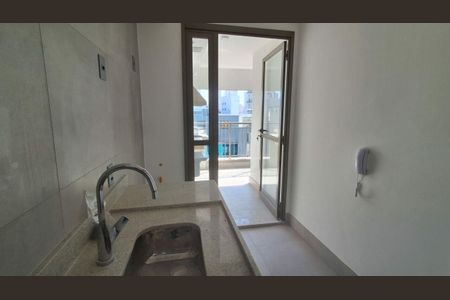 Apartamento à venda com 64m², 2 quartos e 1 vaga