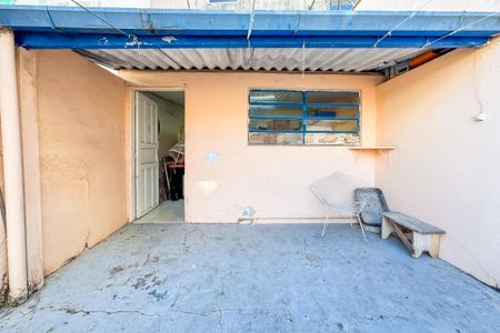 Casa à venda com 194m², 3 quartos e 2 vagas Casa à venda com 194m², 3 quartos e 2 vagasEdícula