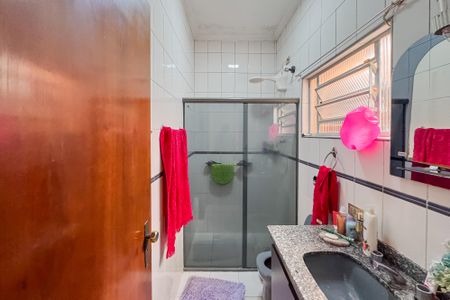 Casa à venda com 194m², 3 quartos e 2 vagas Casa à venda com 194m², 3 quartos e 2 vagasBanheiro da Suíte 2
