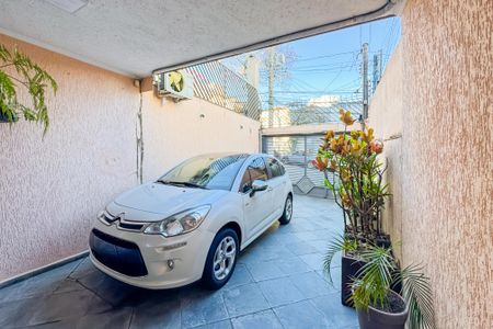 Casa à venda com 194m², 3 quartos e 2 vagas Casa à venda com 194m², 3 quartos e 2 vagasGaragem