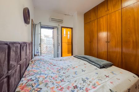 Casa à venda com 194m², 3 quartos e 2 vagas Casa à venda com 194m², 3 quartos e 2 vagasSuíte 1