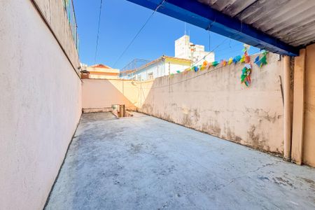 Casa à venda com 194m², 3 quartos e 2 vagas Casa à venda com 194m², 3 quartos e 2 vagasEdícula