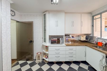 Casa à venda com 194m², 3 quartos e 2 vagas Casa à venda com 194m², 3 quartos e 2 vagasCozinha