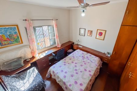 Casa à venda com 194m², 3 quartos e 2 vagas Casa à venda com 194m², 3 quartos e 2 vagasSuíte 3